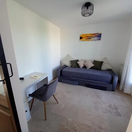 Villa Césarine 4 étoiles, 8 Pers, 4 Chambres, Piscine Privée, Poolhouse, Clim