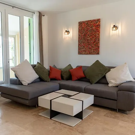 Cesarine 4 Etoiles, 8 Pers, 4 Chambres, Piscine Privee, Poolhouse, Clim Villa