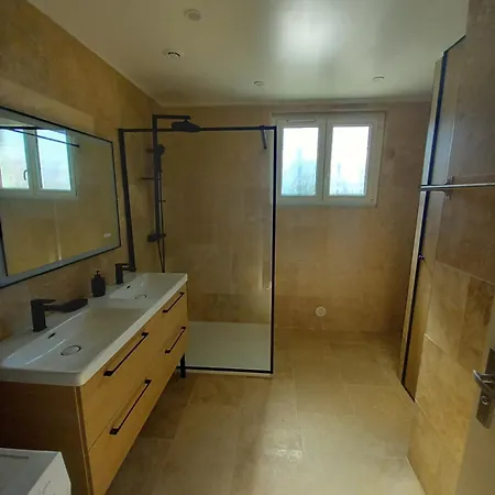 Villa Césarine 4 étoiles, 8 Pers, 4 Chambres, Piscine Privée, Poolhouse, Clim