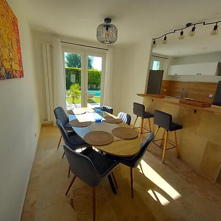 Villa Césarine 4 étoiles, 8 Pers, 4 Chambres, Piscine Privée, Poolhouse, Clim