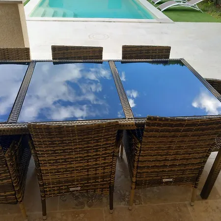 Césarine 4 étoiles, 8 Pers, 4 Chambres, Piscine Privée, Poolhouse, Clim Villa *