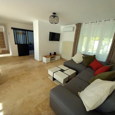 Césarine 4 étoiles, 8 Pers, 4 Chambres, Piscine Privée, Poolhouse, Clim Saint-Paul-les-Fonts