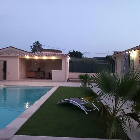 Villa Césarine 4 étoiles, 8 Pers, 4 Chambres, Piscine Privée, Poolhouse, Clim