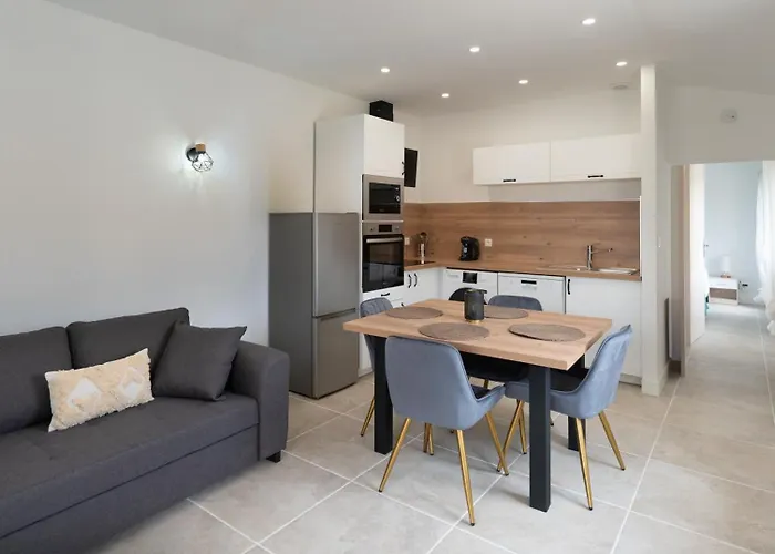 Cesarine 4 Etoiles, 8 Pers, 4 Chambres, Piscine Privee, Poolhouse, Clim * Saint-Paul-les-Fonts