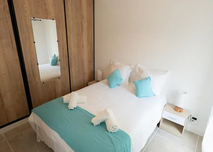 Cesarine 4 Etoiles, 8 Pers, 4 Chambres, Piscine Privee, Poolhouse, Clim Saint-Paul-les-Fonts
