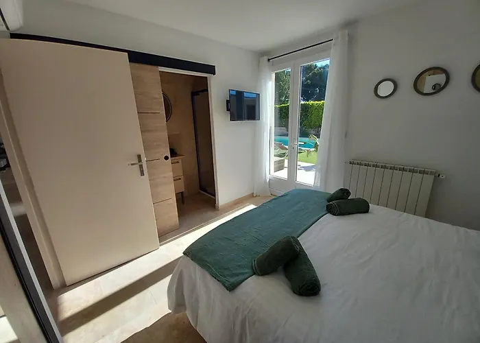 Cesarine 4 Etoiles, 8 Pers, 4 Chambres, Piscine Privee, Poolhouse, Clim *