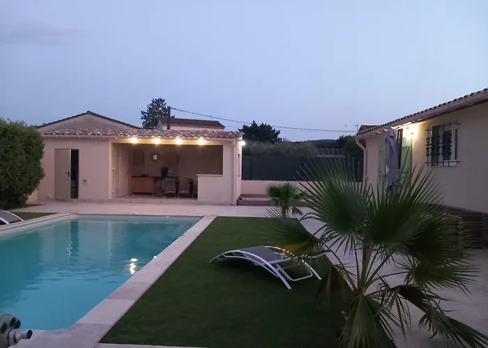 فيلة Cesarine 4 Etoiles, 8 Pers, 4 Chambres, Piscine Privee, Poolhouse, Clim