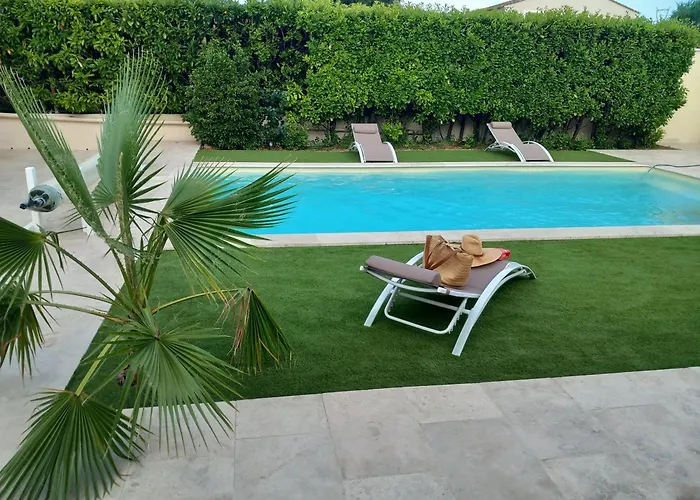 Cesarine 4 Etoiles, 8 Pers, 4 Chambres, Piscine Privee, Poolhouse, Clim فيلة